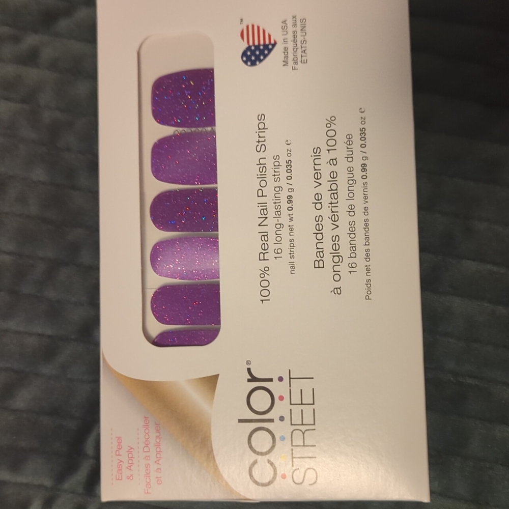 NWT 1 in 4 Color Street